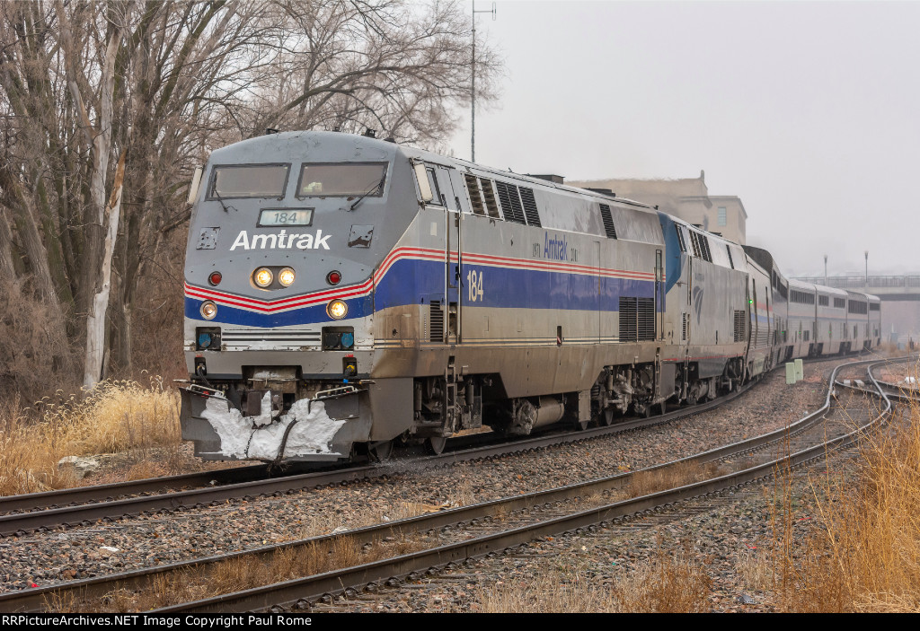 AMTK 184 Ph4 Heritage unit leading the eastbound California Zephyr 